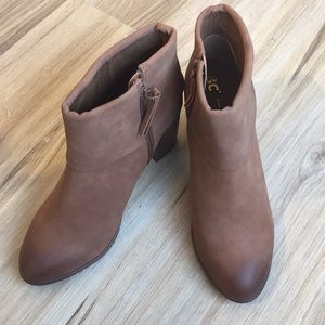 NWT, unworn, brown/cognac vegan leather booties